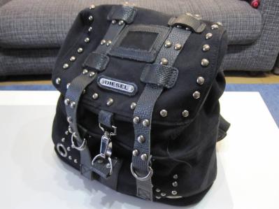ディーゼルのスタッズがカッコいいリュック DIESEL ディーゼル DIESEL 