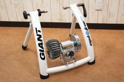 売り切り!!☆GIANT ジャイアント CYCLOTRON Fluid ST サイクル