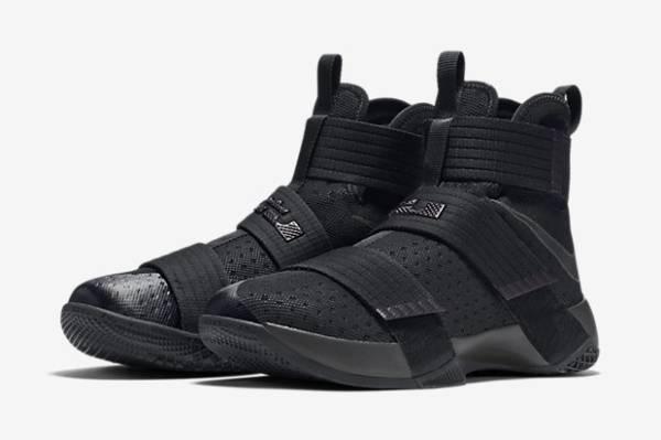 NIKE レブロンソルジャー10EP⭐︎新品未使用　オールブラック 27㎝ ナイキ レブロン ソルジャー 10 EP 黒 844375-001 LEBRON