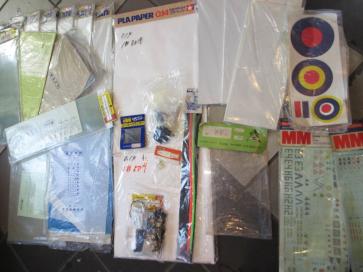 【新品，本物保証】 ⑥プラ板 アクリル板多数+ネジ多数+エンジンラジコンカー部品/倒産引き上げデッドストック品;セット 検索;田宮;京商;TAMIYA;ミニ四駆(その他)｜売買されたオークション情報、yahooの商品情報 その他