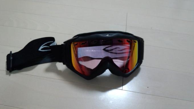 SMITH　スミス　ゴーグル　FUSE　ヒューズ　黒