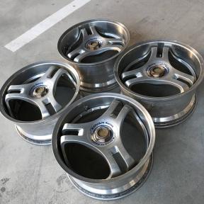 227スーパーアドバンレーシング 17インチ 7J ＋35 PCD114.3 スーパー