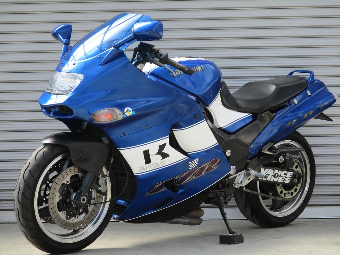 ZX-11 ZZR1100 | カワサキ D型 D7 バーハン仕様フルパワー北米 D型後期