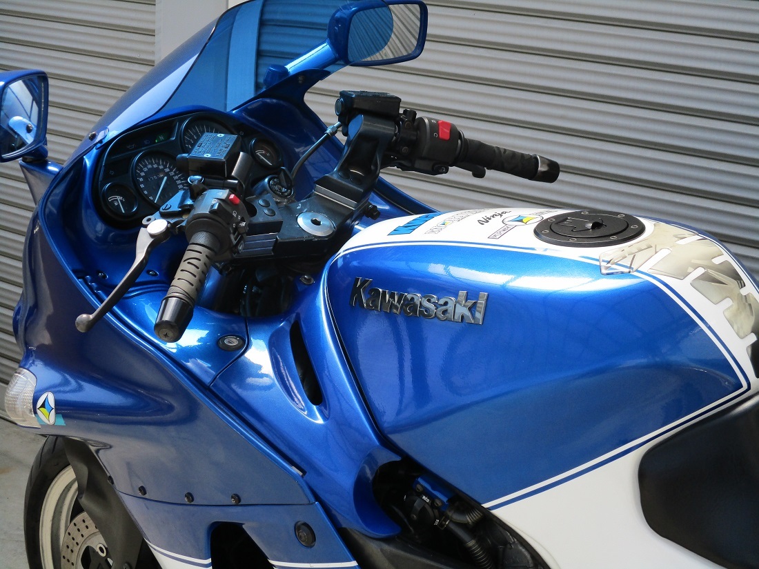 ZX-11 ZZR1100 | カワサキ D型 D7 バーハン仕様フルパワー北米 D型後期