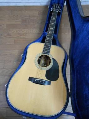 縦ロゴ ～縦ロゴ～【TF Morris/モーリス】アコースティックギター W-50