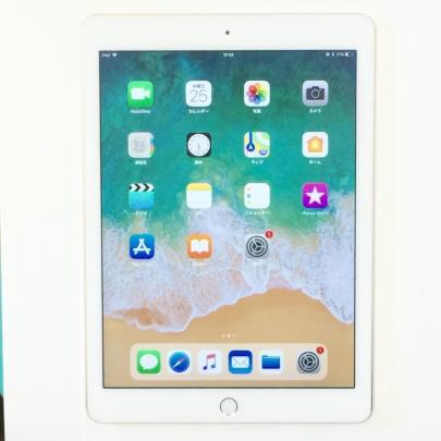 ★新品同様に近い超美品【 バッテリー 89.8% 】iPad Air 2 64GB ゴールド WiFi モデル