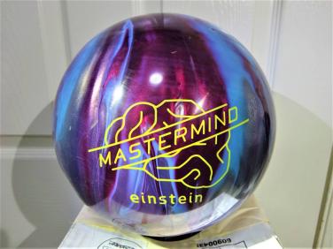 マスターマインド アインシュタイン Brunswick Bowling