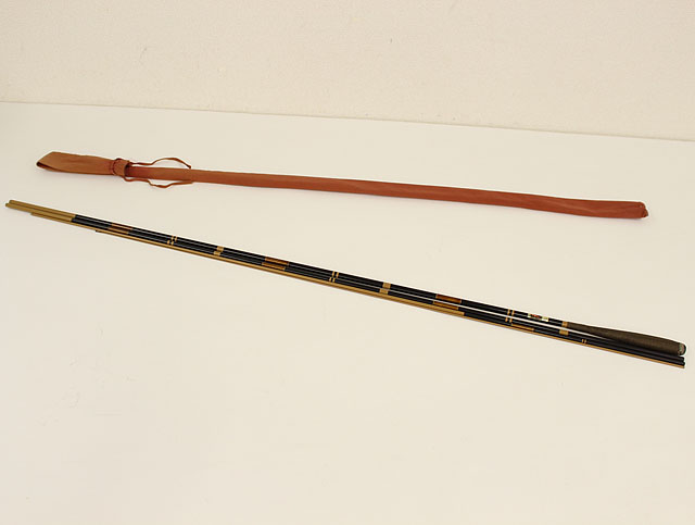 ダイワへら竿 二天粋 剛 13尺 、竿掛け (我路)、万力セット ダイワへら竿 ダイワ 二天粋 剛 13尺 二天粋 剛 13尺 、竿掛け (