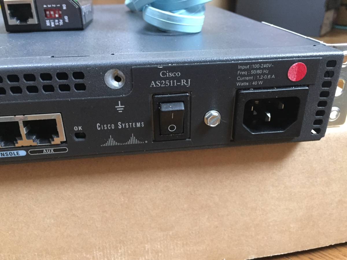 sページ２つ 希少] Cisco AS2511-RJ Cisco2500シリーズ ルーター 超便利な