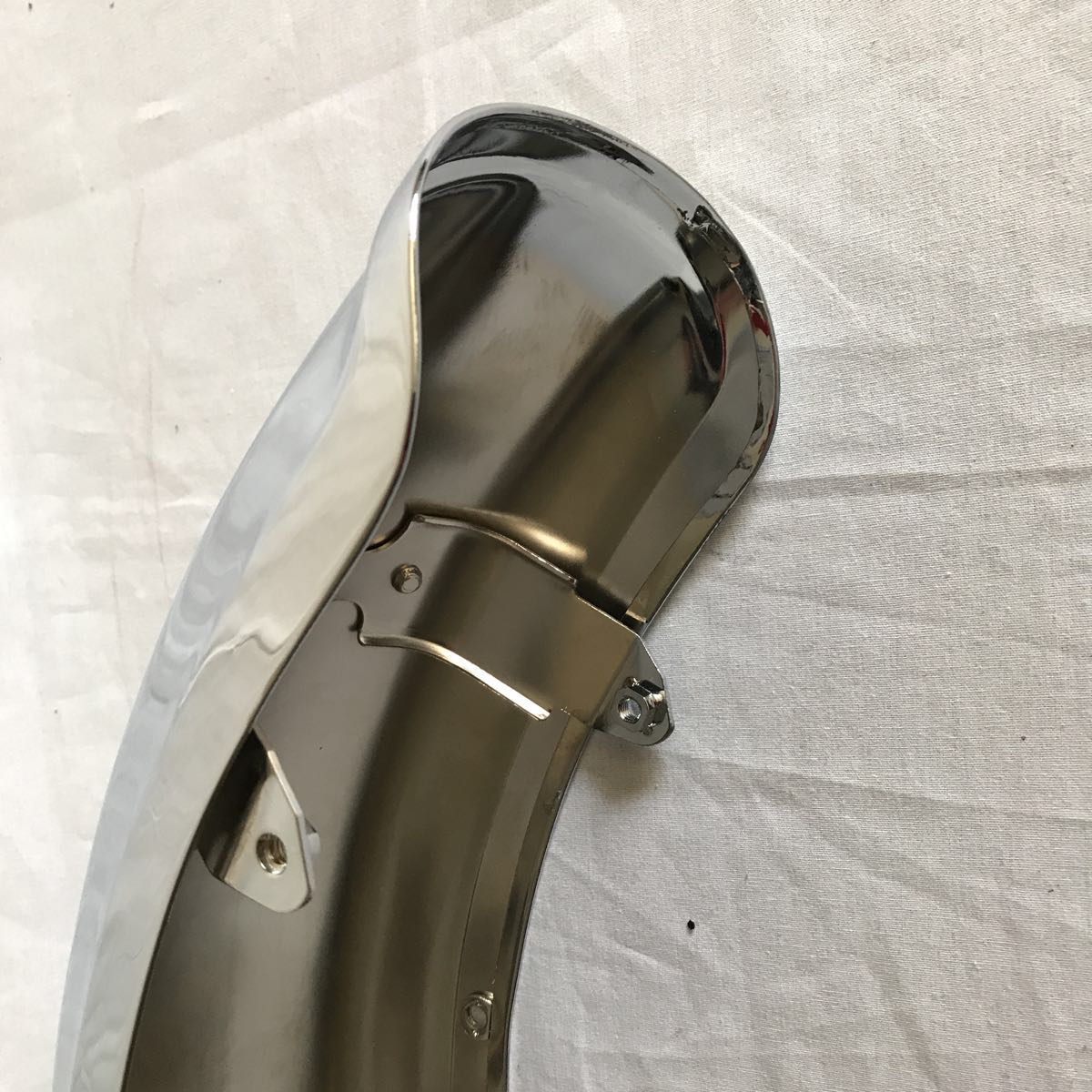 新品】エストレア 35004-1330 フロントフェンダー 新品】エストレア