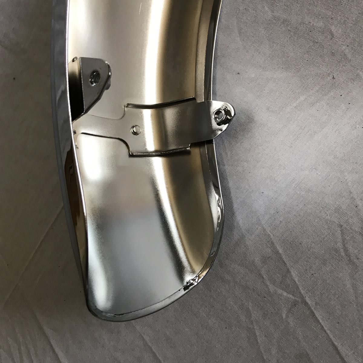 新品】エストレア 35004-1330 フロントフェンダー