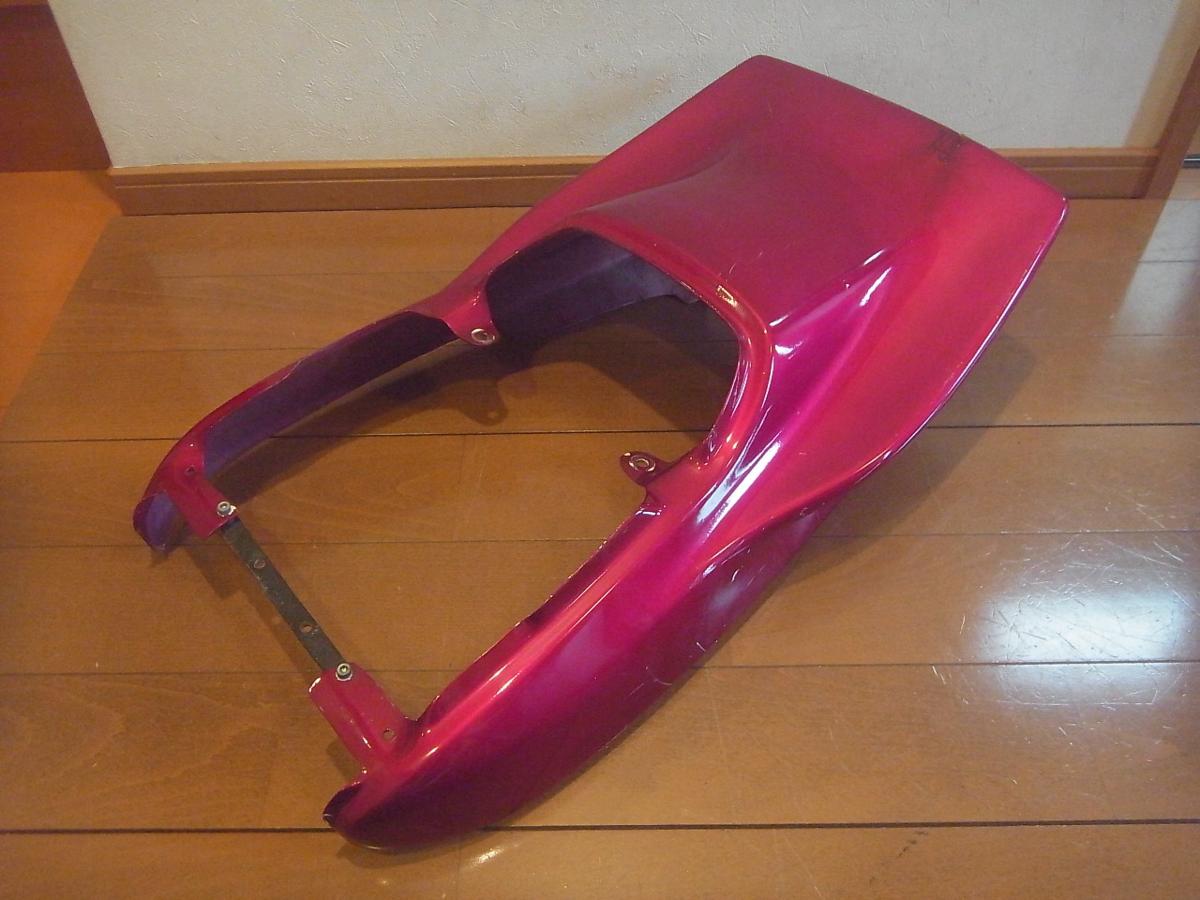 ▽ CB400SF (NC31) △ BEET製のテールカウルです！○ シートカウル