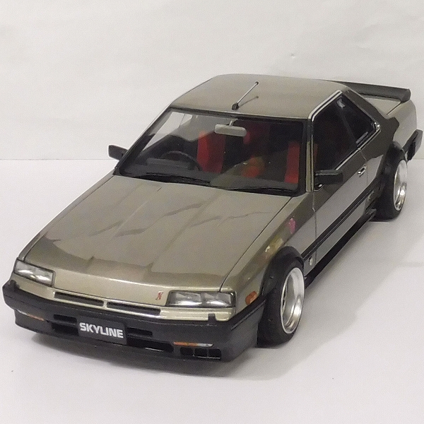 m M006b AUTOart 1/18 スカイライン HT 2000ターボ RS-X DR30 グレイ