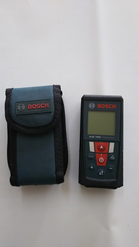 BOSCH ボッシュレーザー距離計 GLM7000　プロフェッショナル 美品　ケースつき