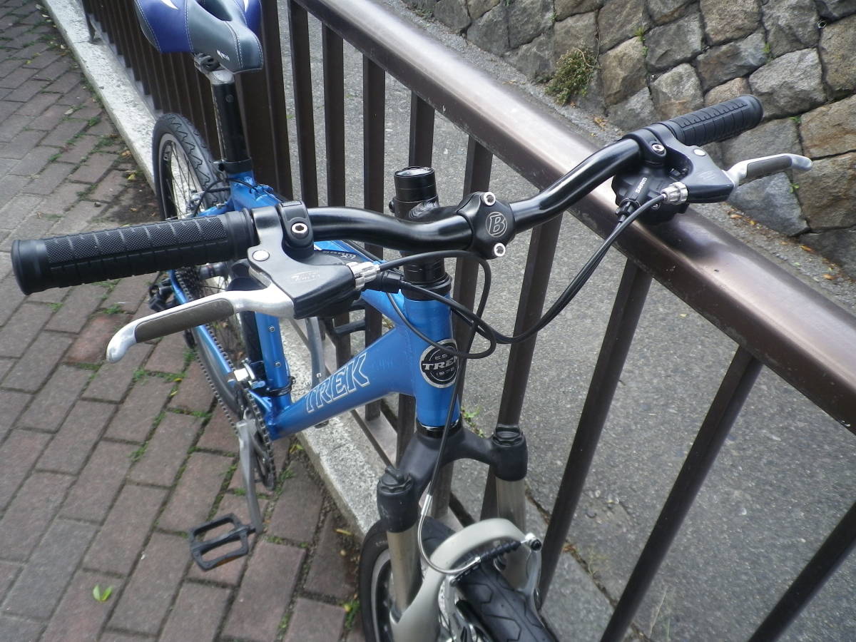 初心者に最適な クロスバイク風で… TREK 4300 トレック（TREK）の 