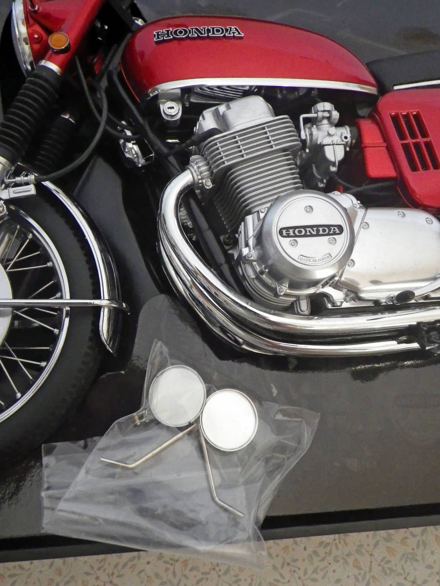 1/6 MINICHAMPS Honda CB750 レッドメタリック（1968年型
