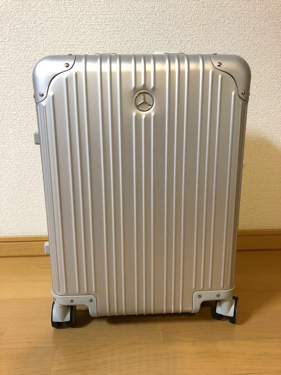 新品 未使用 非売品】メルセデスベンツ オリジナル アルミ スーツ