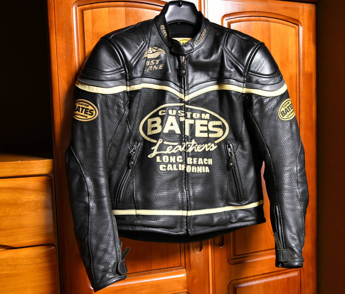 BATES パンチホールレザージャケット （BLACK） BAJ-P121SPL BATES ベイツ | レザージャケット Webike bates ショッピング販売店 美