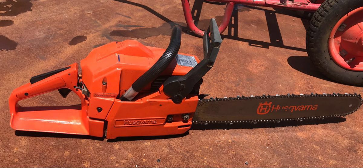 ハスクバーナ Husqvarna エンジンチェーンソー 254XP 0 ジャンク品 （Q 