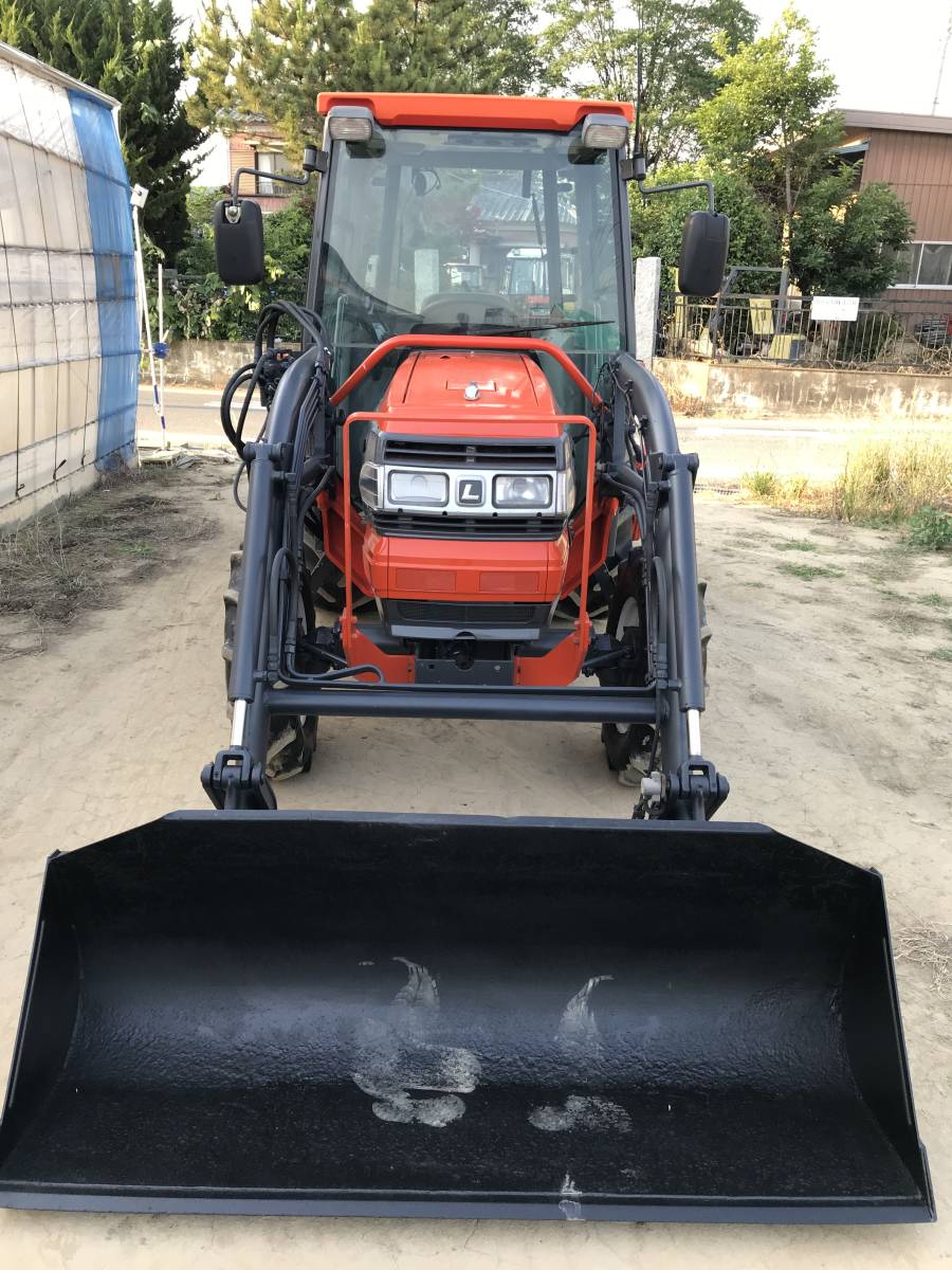 クボタ Gl 337エアコンキャビン付き 逆転pto トラクター バケットも付いています 車体 売買されたオークション情報 Yahooの商品情報をアーカイブ公開 オークファン Aucfan Com