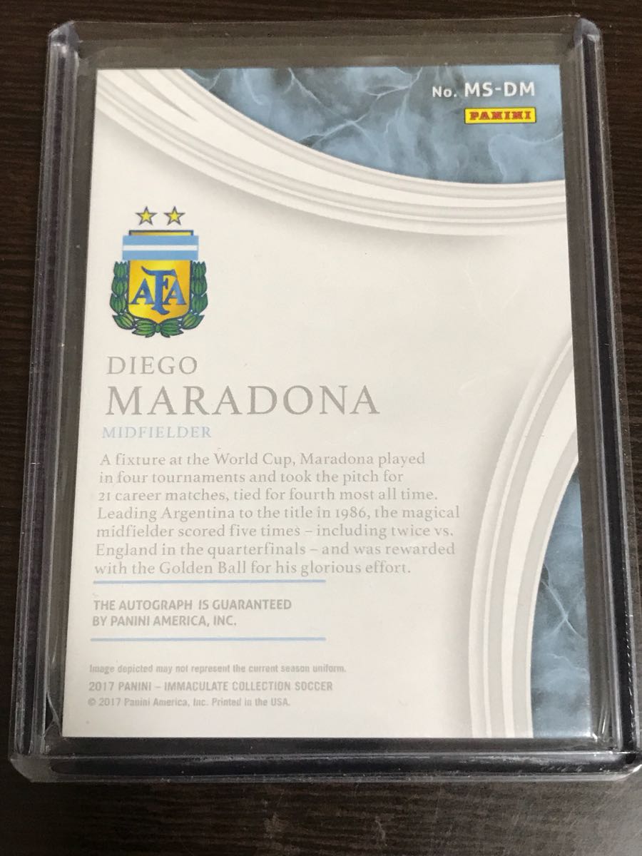 ディエゴ マラドーナ Diego Maradona 直筆サイン カード Auto 17 Panini Immaculate 15枚限定 シングル カード 売買されたオークション情報 Yahooの商品情報をアーカイブ公開 オークファン Aucfan Com