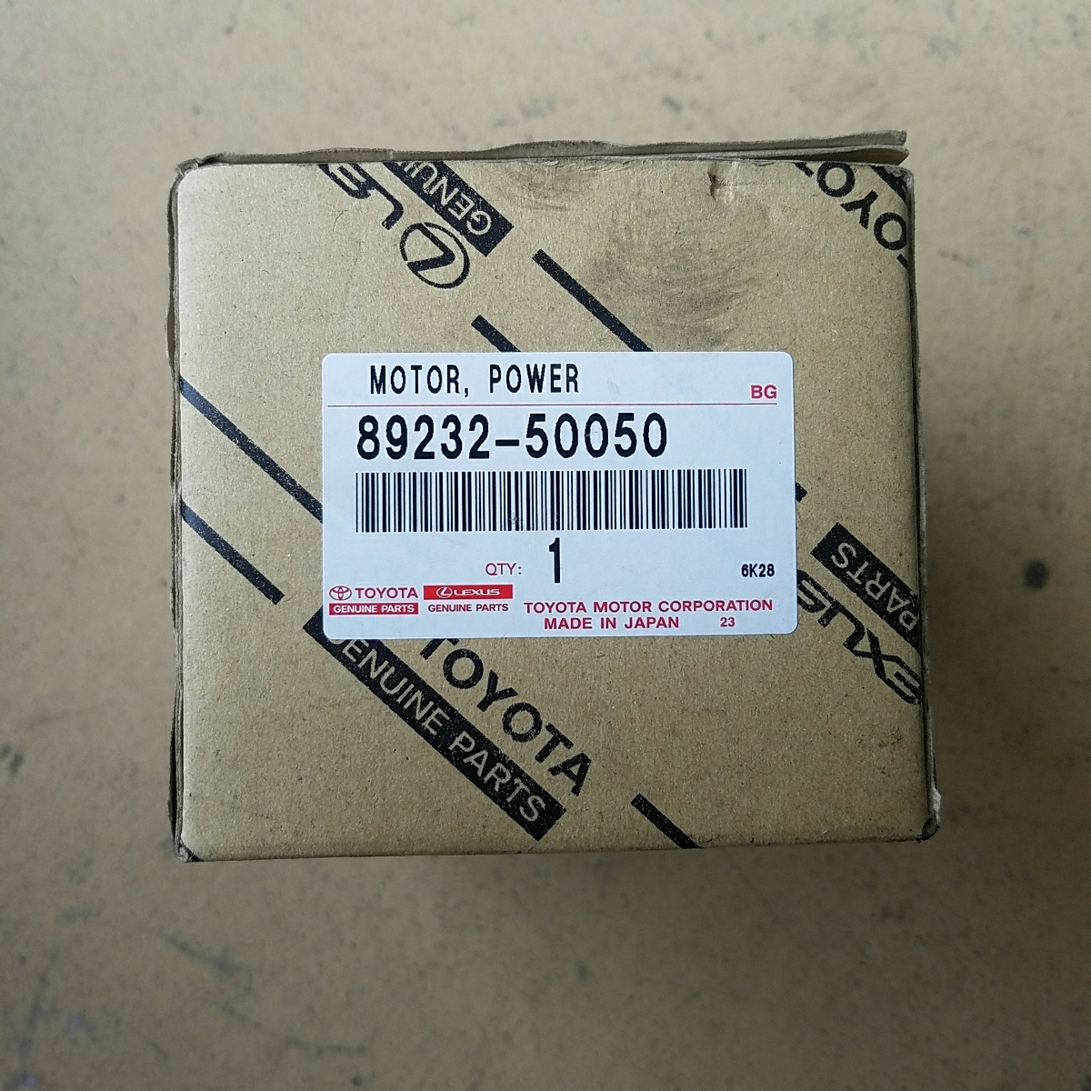 UCF31 30セルシオ テレスコピック チルトモーター前後用 新品未開封