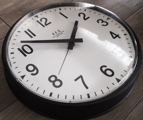 Made IN USA/P.F.S/Pacific furniture service/初代/COMBS WALL CLOCK