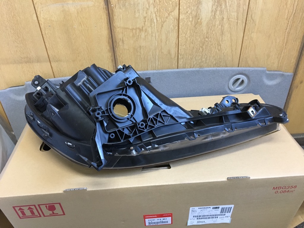 GE8 FIT 左右ヘッドライト HIDタイプ フィット フィット ヘッド