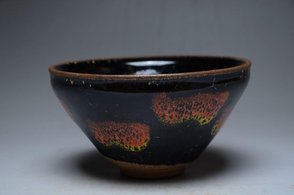 100%新品，限定SALE 宋代黒釉曜変天目碗 耀変虫喰痕茶碗 箱