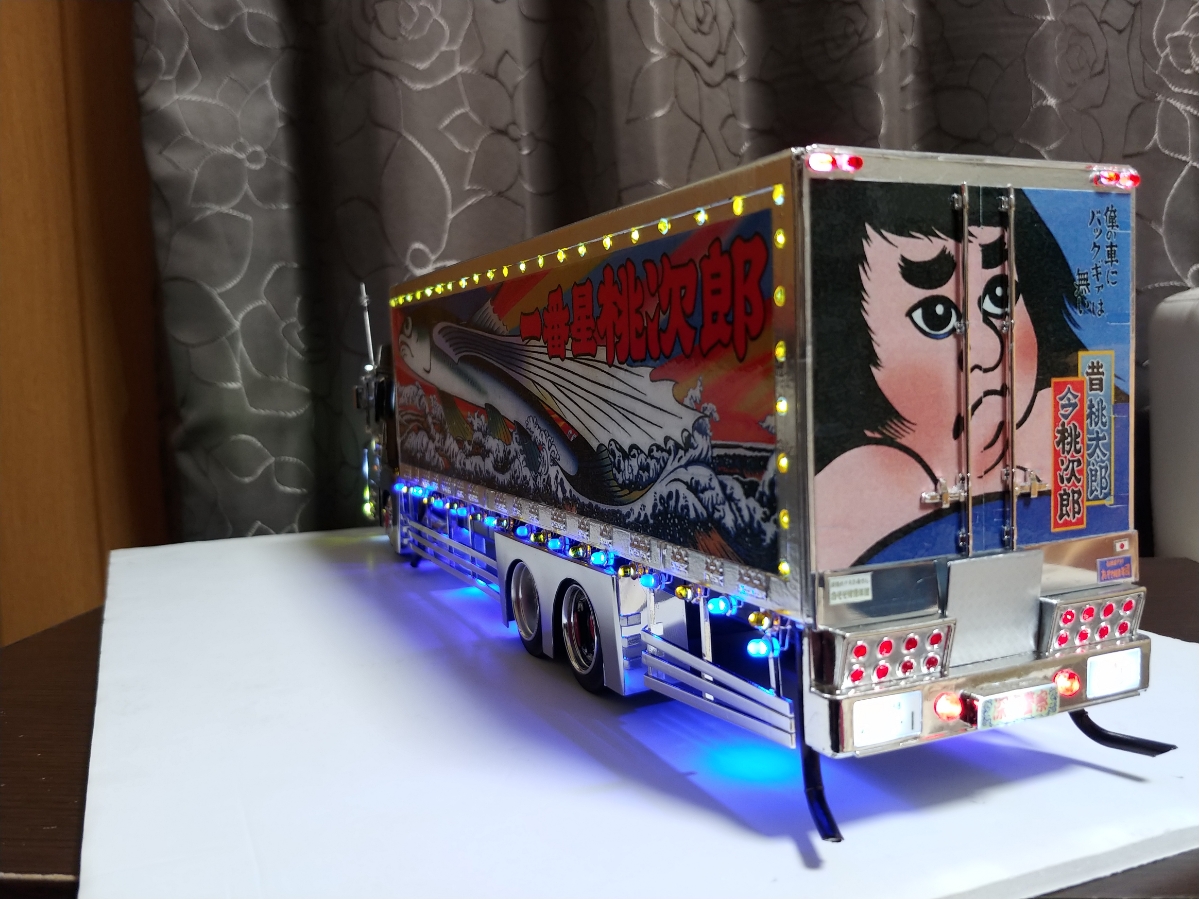 1/32プロフィアRC/ラジコン☆フルLED発光！！点灯パターン切り替え
