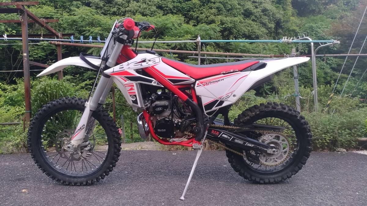 Beta X-trainer 250 2016年モデル 中古車 検( ベータ クロストレーナー