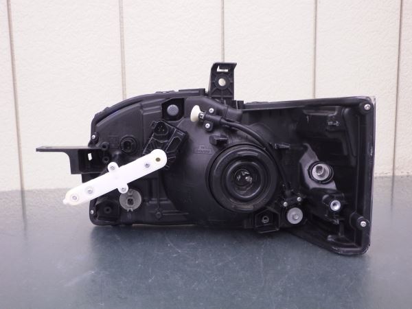 4043941 アクティトラック HA8/HA9 前期 右ライト ハロゲン KOITO 100