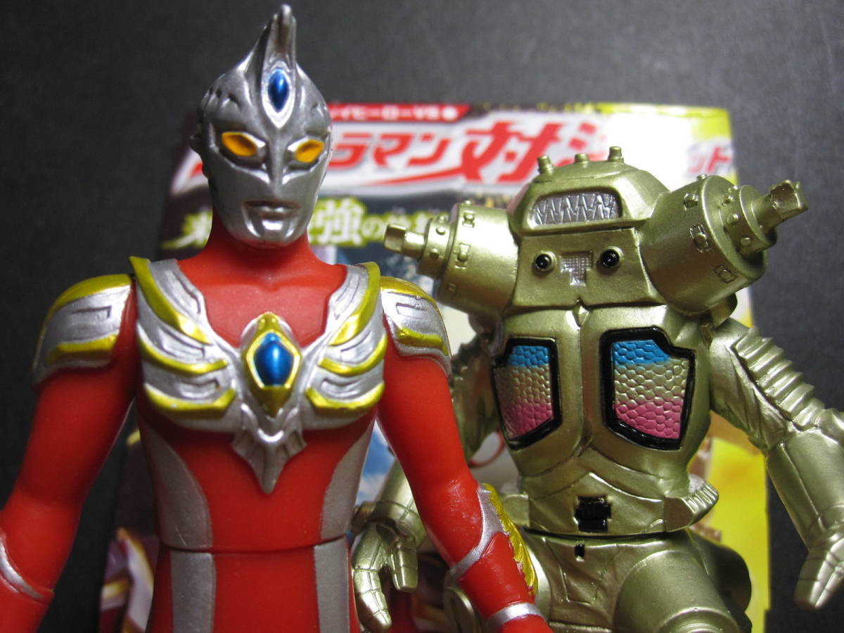 ウルトラマンマックスvsキングジョー バンダイ プレイヒーローｖｓ ウルトラマン対決セット 来襲 最強の敵編 ウルトラマンマックス 売買されたオークション情報 Yahooの商品情報をアーカイブ公開 オークファン Aucfan Com