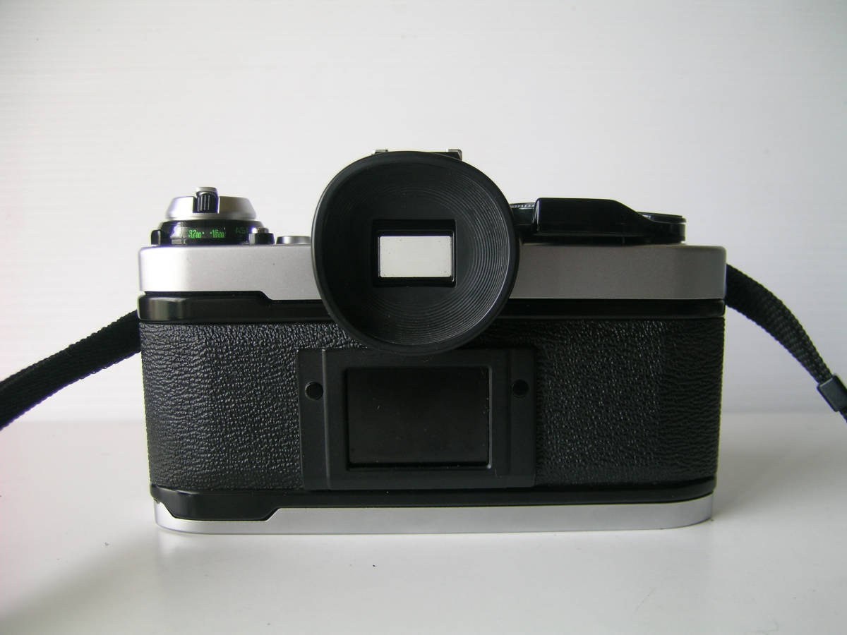 CANON AE-1 PROGRAM(シャッター鳴き無し) 単焦点レンズ付き CANON AE-1 PROGRAM(シャッター鳴き無し) 単焦点レンズ付き