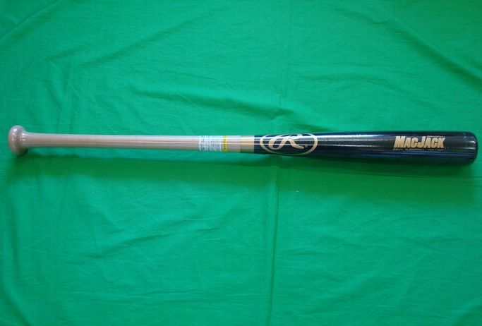  02 30％引 ローリングス 一般軟式用木製バット K型 84cm770g ハードメイプル BRW8FMJ(木製)｜売買されたオークション情報、yahooの商品情報をアーカイブ公開 - オークファン 軟式用