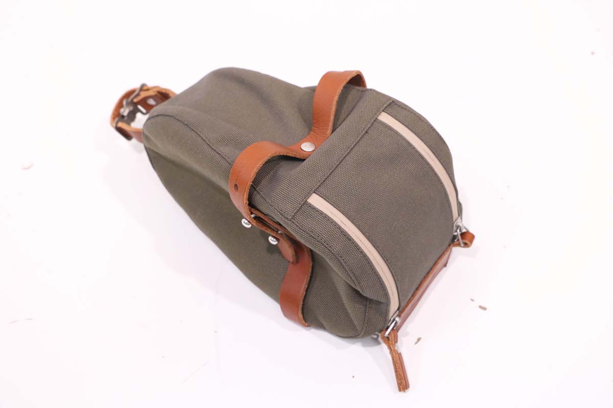 超激得，安い BROOKS ブルックス ISLE OF WEIGHT SADDLE BAG Large サドルバッグ 超(サドルバッグ)｜売買されたオークション情報、yahooの商品情報をアーカイブ公開 - オークファン サドルバッグ