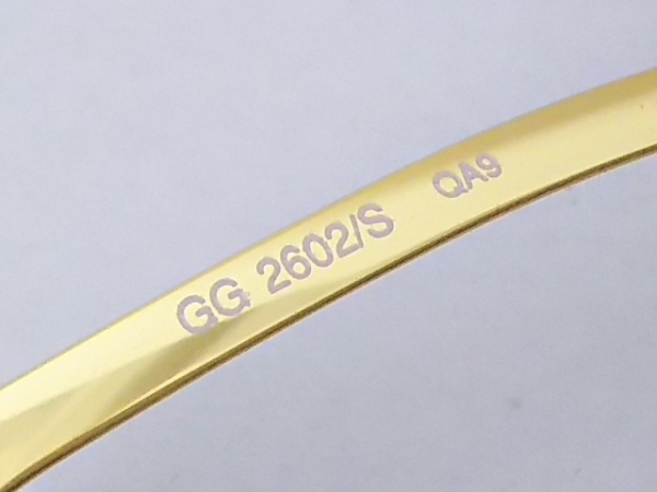 グッチ GUCCI サングラス プラスチック×金属素材 ダークブラウン×ゴールド GG2602/S GUCCI グッチ サングラス グレー×ネイビー GG1757&frasl;S ブラック