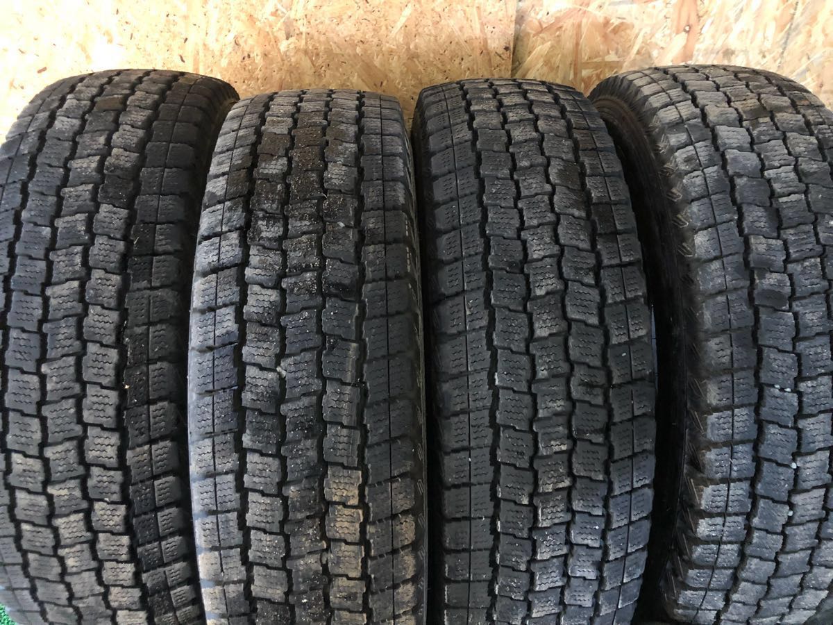 中古〕GOOD YEAR ICE NAVI CARGO 195/80R15 13年製 4本セット〔引取可