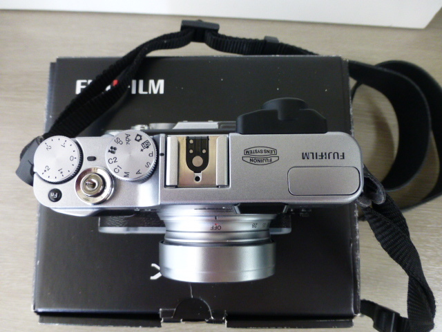 富士フィルム FUJIFILM X20 ☆FUJIFILM X20シルバ- 高級 富士フィルム FUJIFILM X20 ☆FUJIFILM X20シルバ- 高級