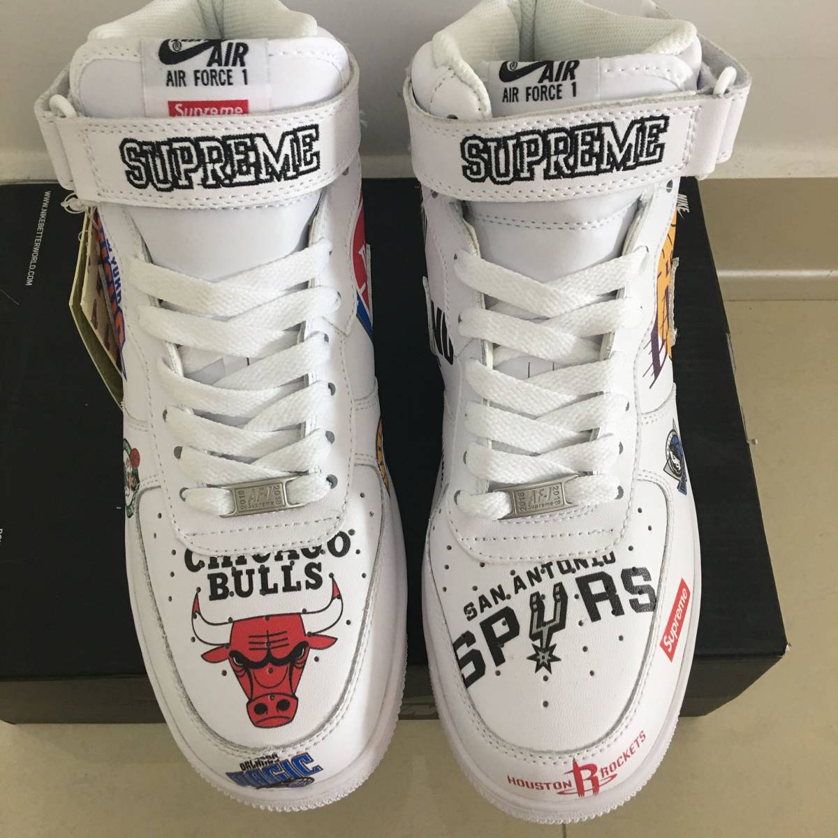 新品 未使用 18s SUPREME NBA スニーカー NIKE AIR FORCE1 MID