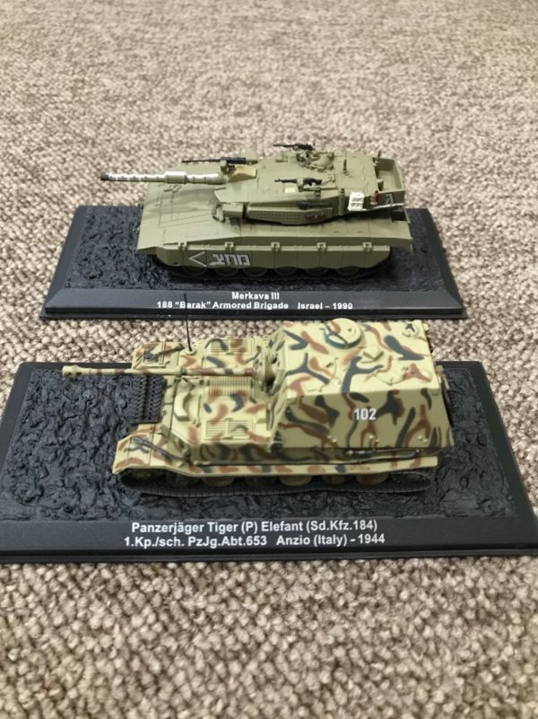 E58　デアゴスティーニ　コンバット・タンクコレクション 14点 セット