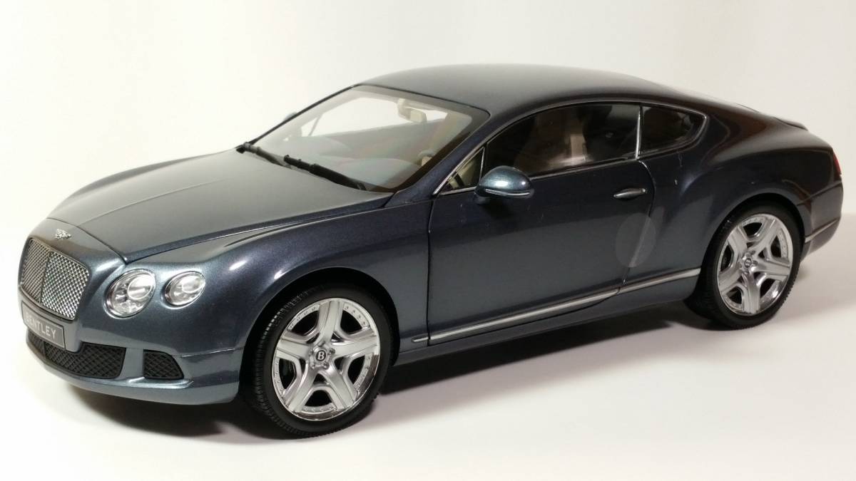 爆買い，限定SALE ミニチャンプス 1/18 ベントレー コンチネンタルＧＴ ２０１１ グレーメタリック(乗用車)｜売買されたオークション情報、yahooの商品情報をアーカイブ公開 - オークファン 乗用車