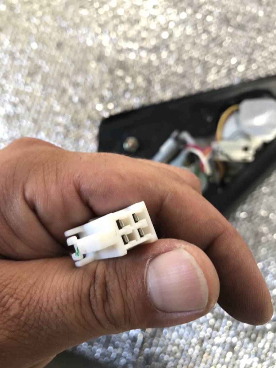 トヨタ　セルシオ　30　後期　右　テール　フィニッシャー　ランプ　美品　動作確認済み　ＬＥＤ　ＯＫ　スタンレイ　Ｐ3587_4