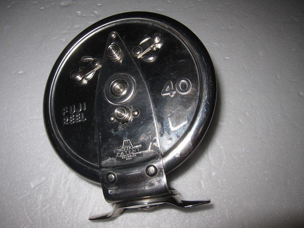 ●フジ タイコリール 黒 40 希少 太鼓 FUJI REEL 45