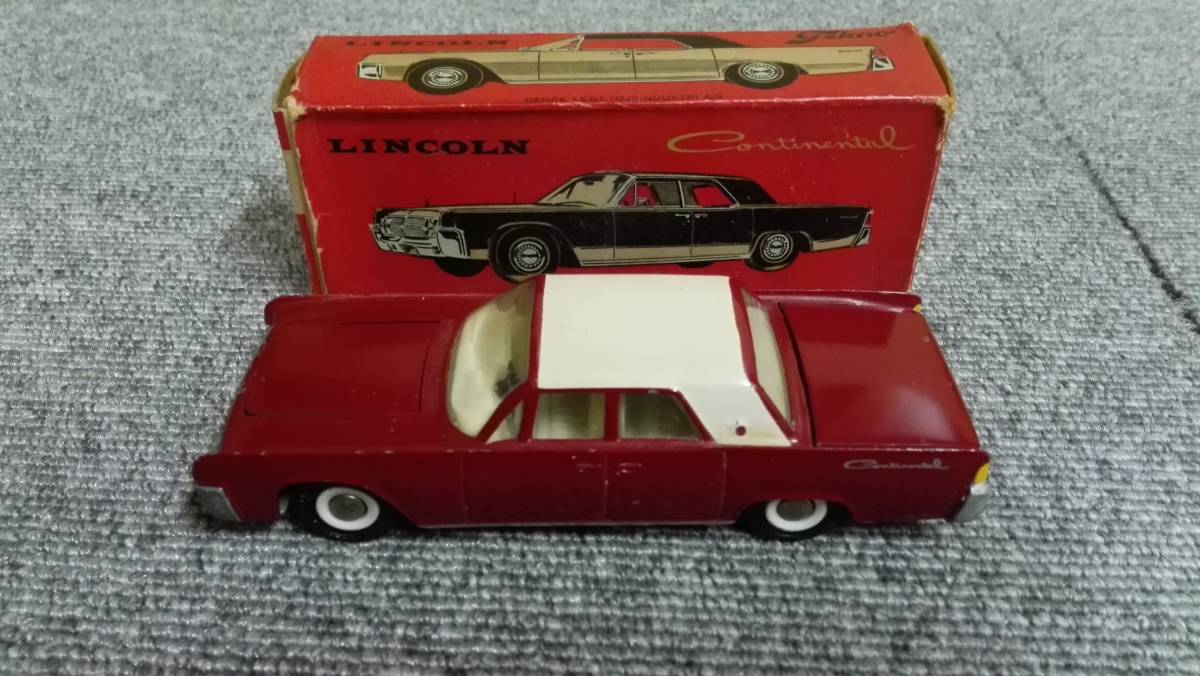 Tekno - 1:43 - Lincoln Continental 1963 tekno réf 829