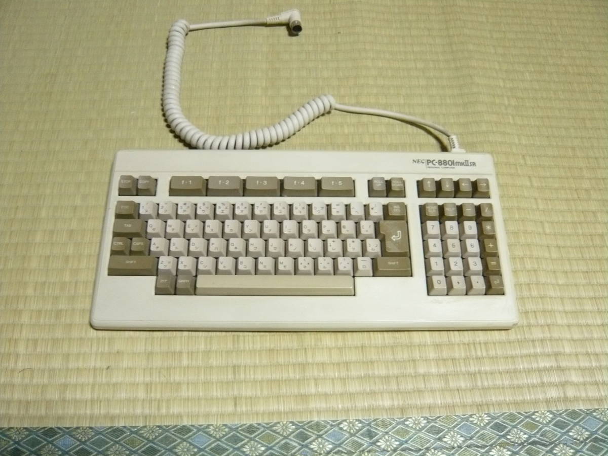 PC-8801mkII 本体とキーボード 動作品 難あり PC-8801mkII 本体と