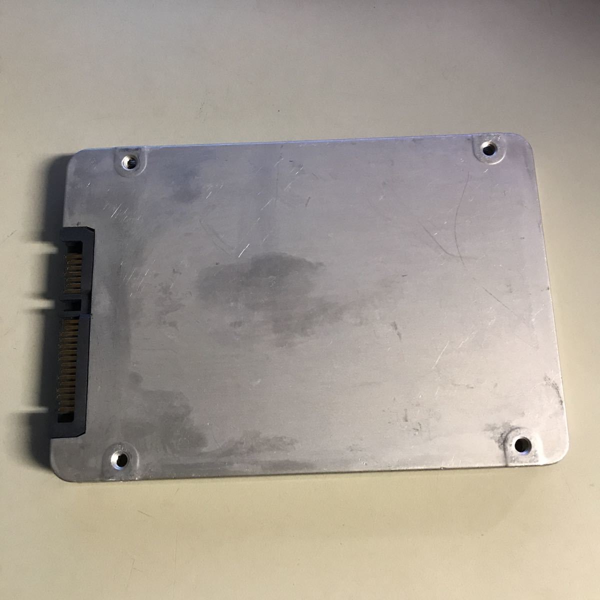 Intel SSDSC2CW180A3 180GB SSD 中古品 D9