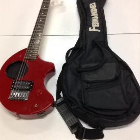  g_t a257 FERNANDES フェルナンデス アンプ内蔵 エレキギター ぞうさん ソフトケース付き(フェルナンデス)｜売買されたオークション情報、yahooの商品情報をアーカイブ公開 - オークファン 本体