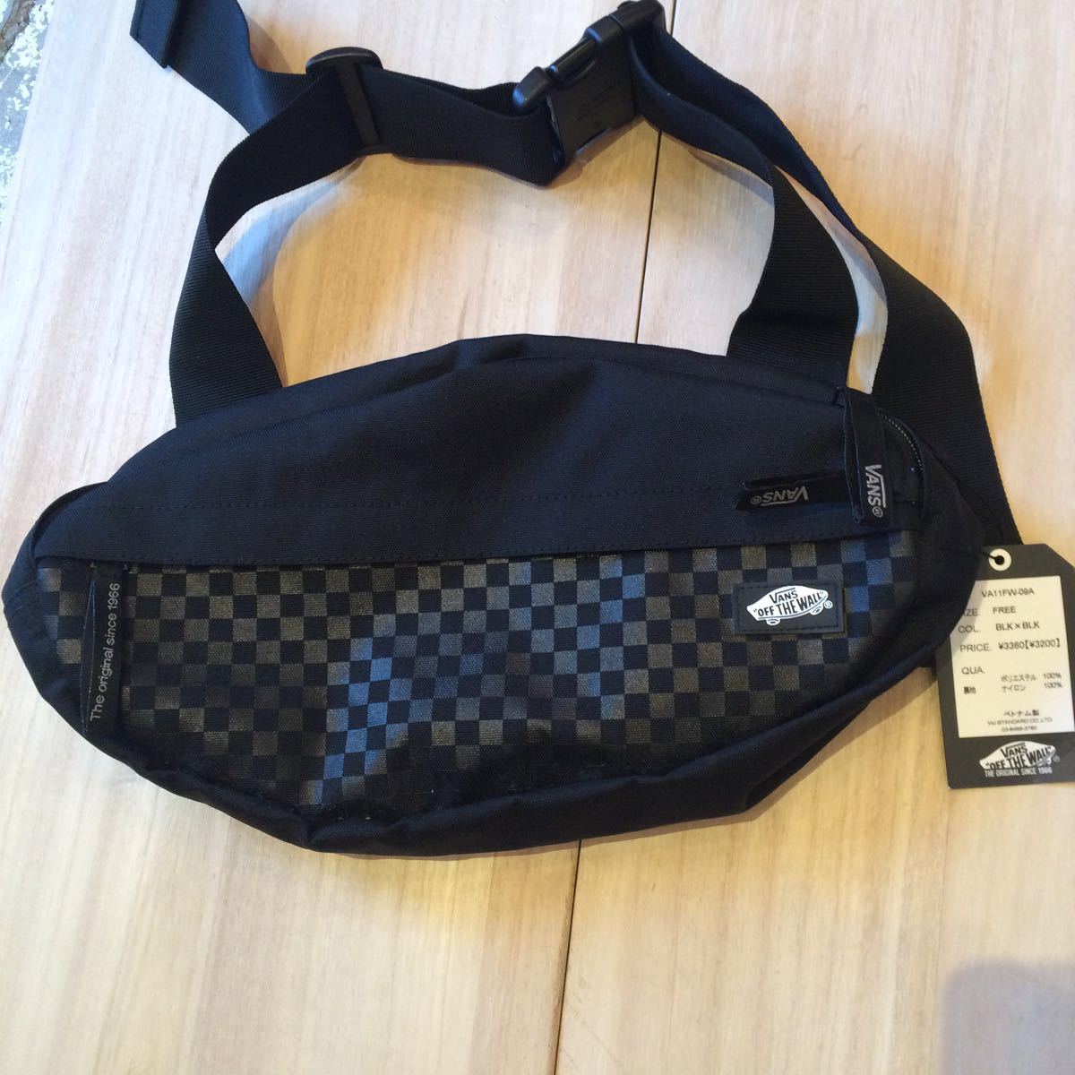 正規品，定番 VANS ウエストバック ブラック 正規品(その他)｜売買されたオークション情報、yahooの商品情報をアーカイブ公開 - オークファン 男性用