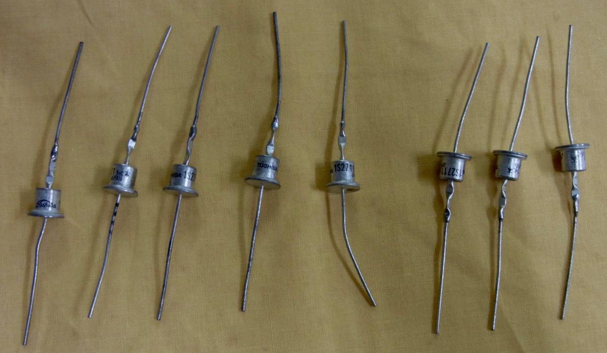  TOSHIBA整流ダイオード 品/ １S2711：８個 預かり出品(パーツ、部品)｜売買されたオークション情報、yahooの商品情報をアーカイブ公開 - オークファン パーツ、部品